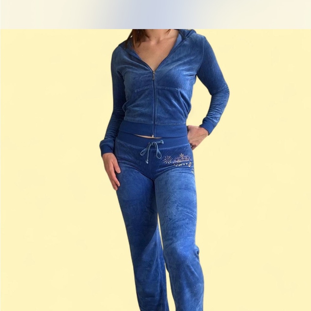 Juicy Couture Blue Velour Tracksuit - Picture 3 of 8